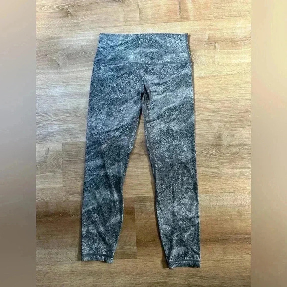 Lululemon Align Pant II 25" Size 8 Area  Ice Grey - Picture 5 of 13